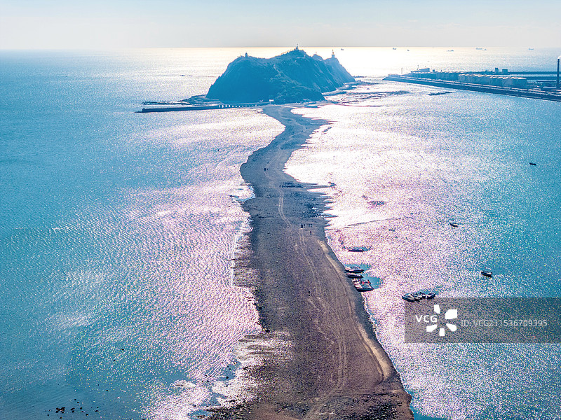 中国辽宁锦州笔架山天桥航拍风光图片素材