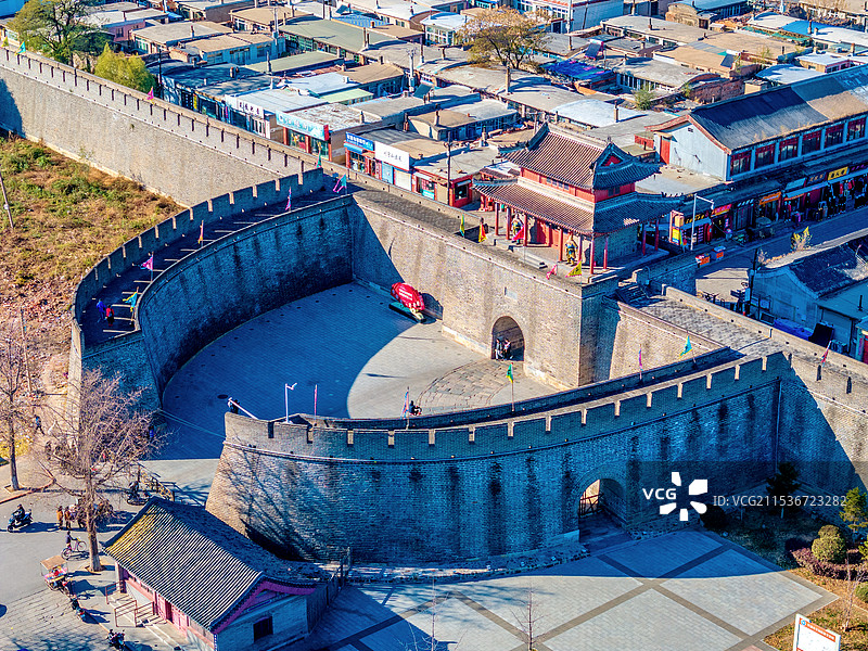 中国辽宁葫芦岛兴城古城延辉门航拍风光图片素材