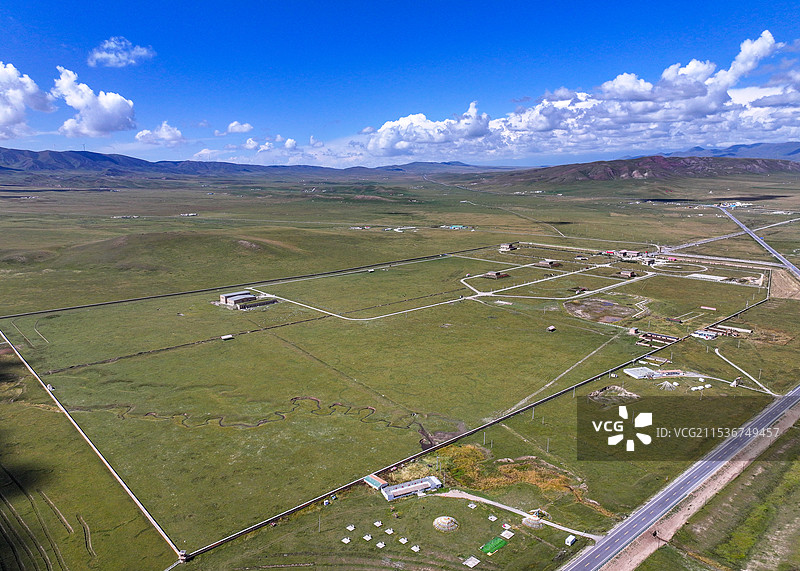 青海省海北州海晏县中国原子城景区四厂区航拍图片素材