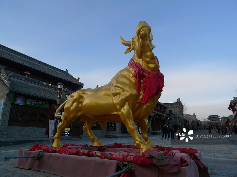 牛气冲天图片素材