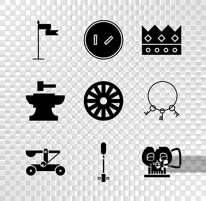 中世纪旗帜圆形木盾与王冠图片素材