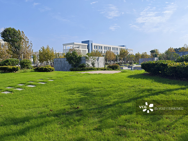 南通大学启东校区风光图片素材