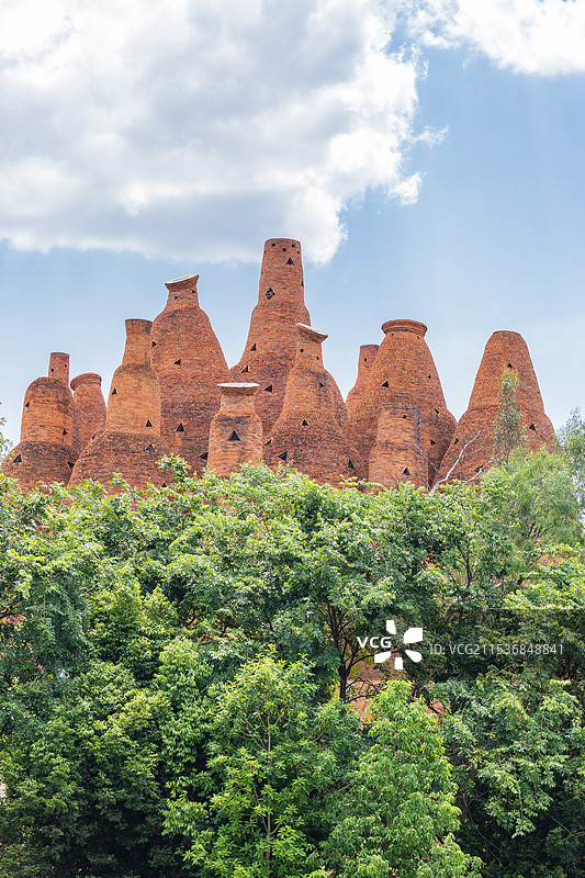 云南红河弥勒东方韵景区图片素材
