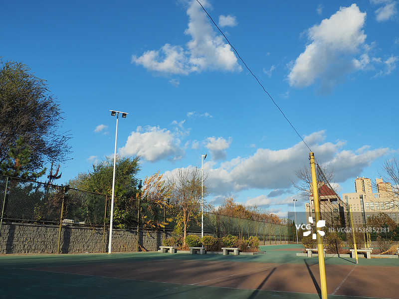山东工商学院西校区排球场图片素材