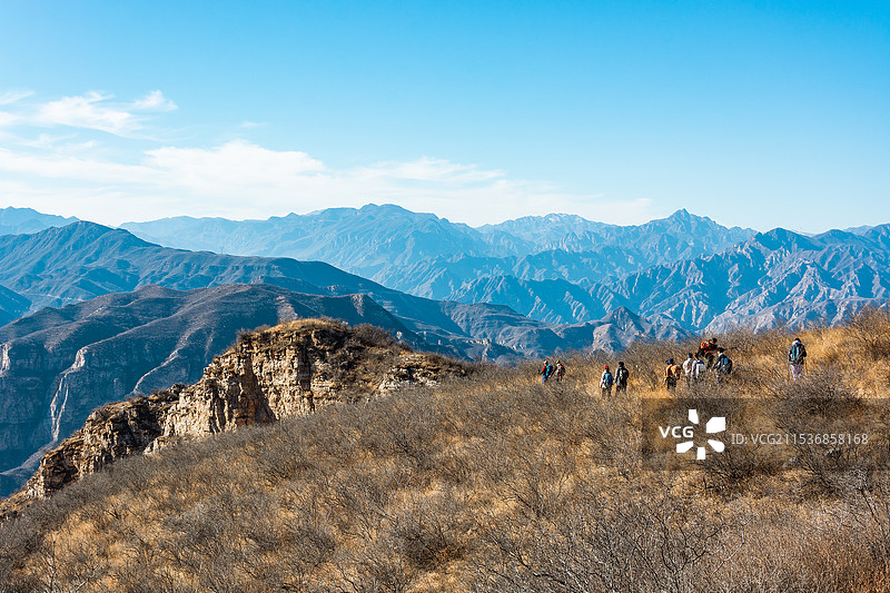 冬日徒步图片素材