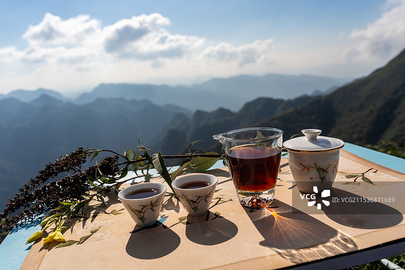 山顶 山峰 喝茶 茶 茶具 茶杯图片素材