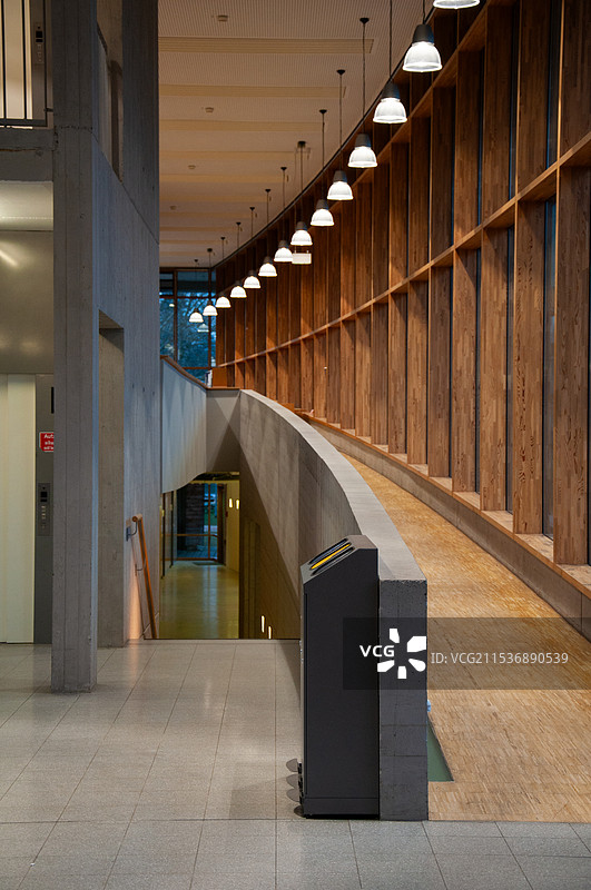 德国吉森大学图书馆一角图片素材