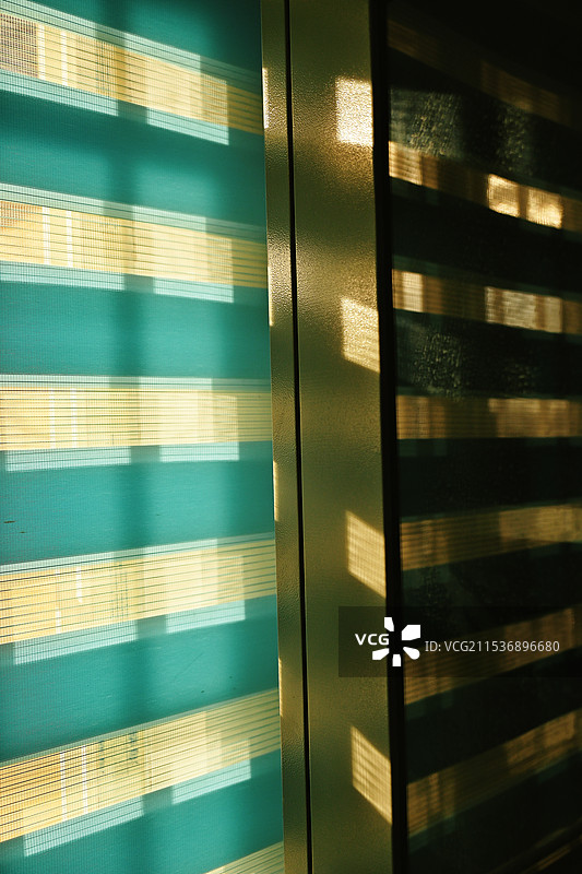 窗内阳光图片素材