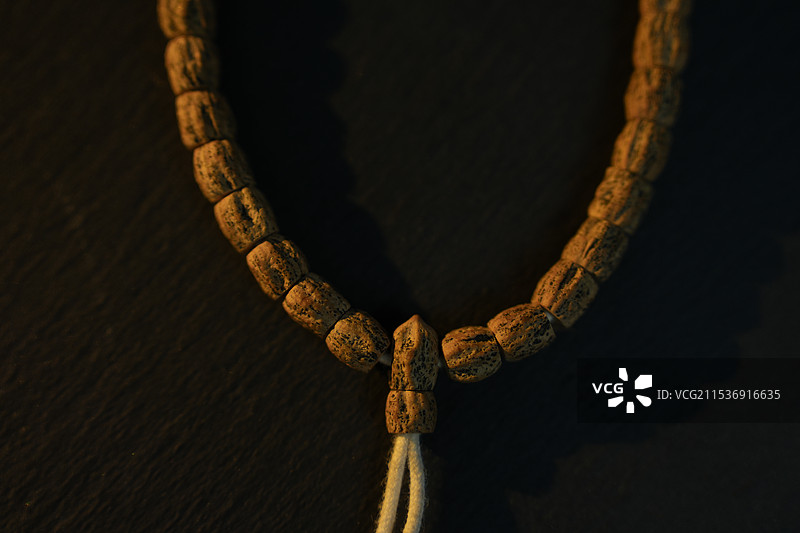 天然百香籽菩提子手串念珠图片素材