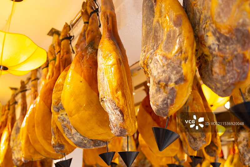 挂起来的火腿图片素材