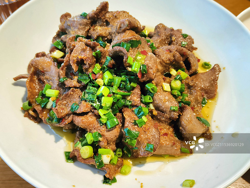 烹饪图片–葱香牛舌图片素材