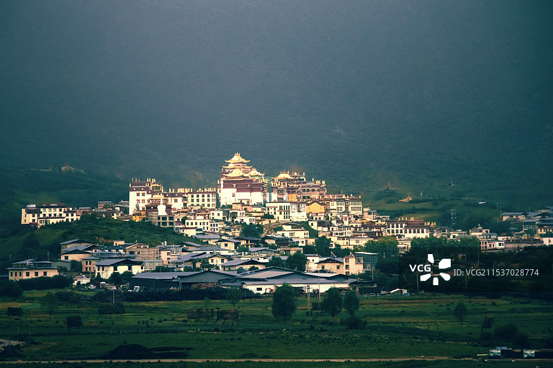 迪庆香格里拉松赞林景区图片素材