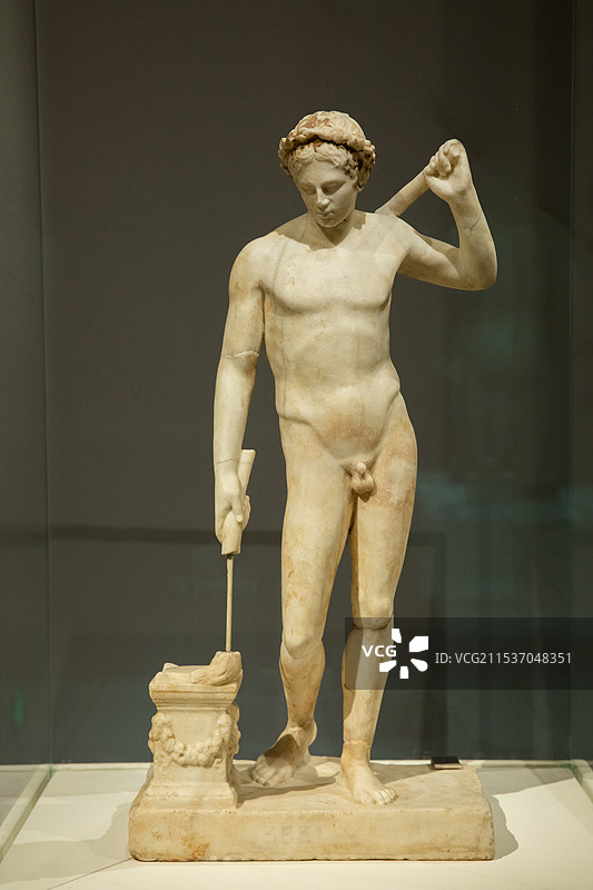 中国国家博物馆古希腊美的多元展裸体青年大理石小雕像来源未知1927年没收于伦敦公元前1世纪晚期图片素材