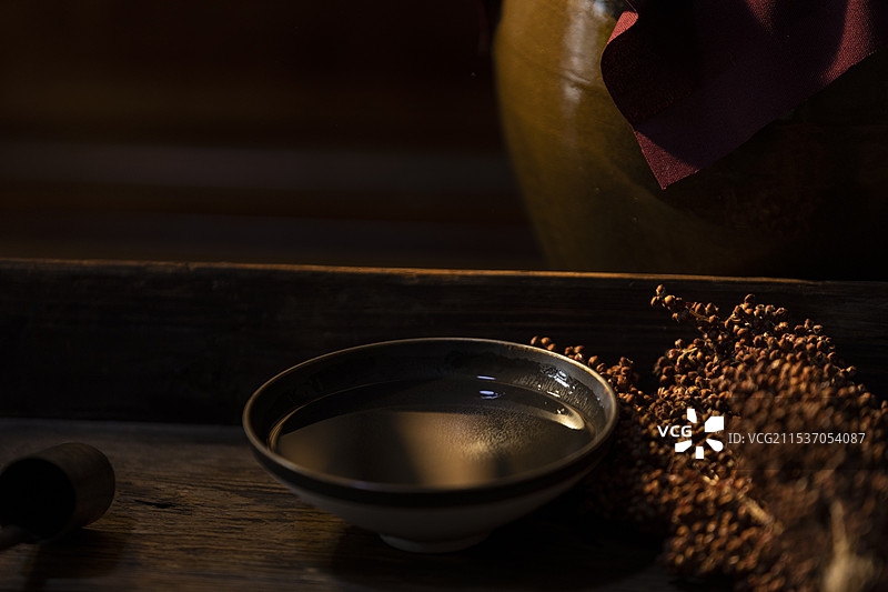 纯粮食白酒图片素材