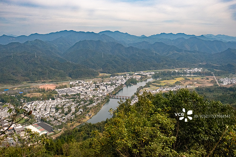 安徽黄山休宁登封桥图片素材