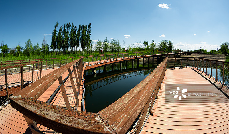 头屯河谷生态景观大道美景尽收眼底（新疆昌吉市））图片素材