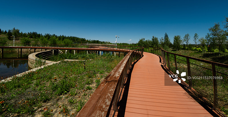 头屯河谷生态景观大道美景尽收眼底（新疆昌吉市））图片素材