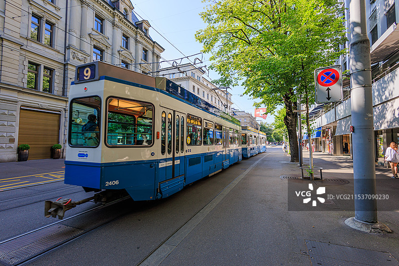 瑞士苏黎世班霍夫大街街景图片素材