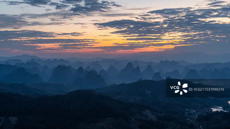 贺州东潭岭日出图片素材