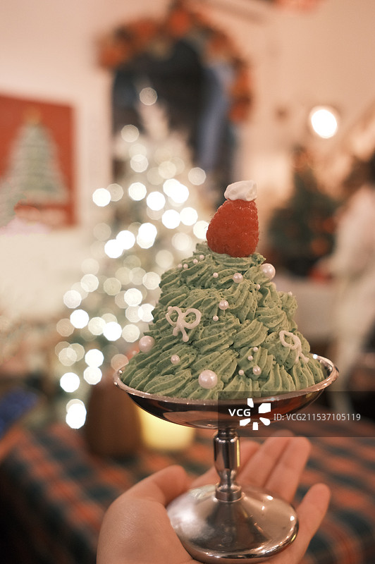 圣诞树蛋糕甜品图片素材