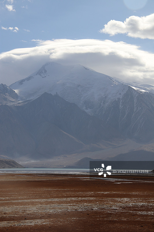 帕米尔高原的湿地图片素材