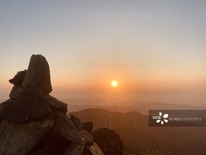 玛尼堆的日出图片素材