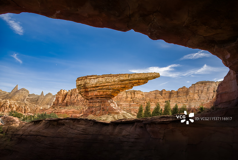 加州冒险乐园内的红岩谷图片素材