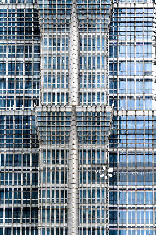 从朵云书院看金茂大厦图片素材