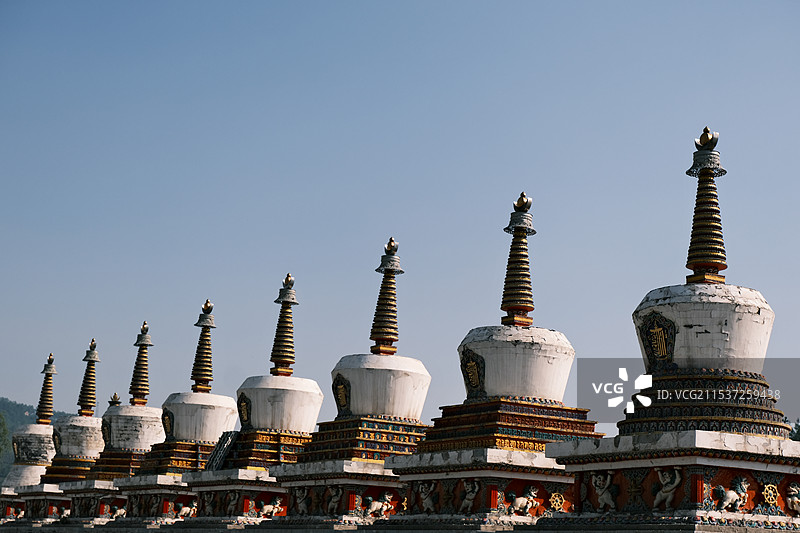 塔尔寺——白塔图片素材