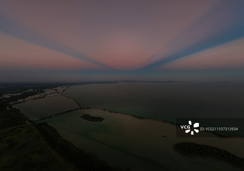 日落光束天空图片素材