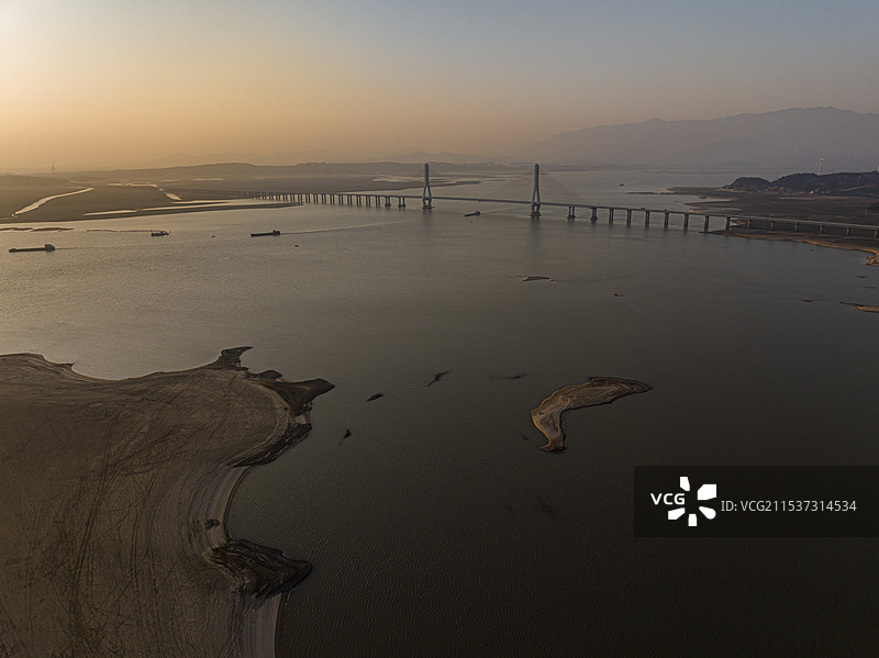 航拍江西省九江市 都昌县鄱阳湖滩涂图片素材