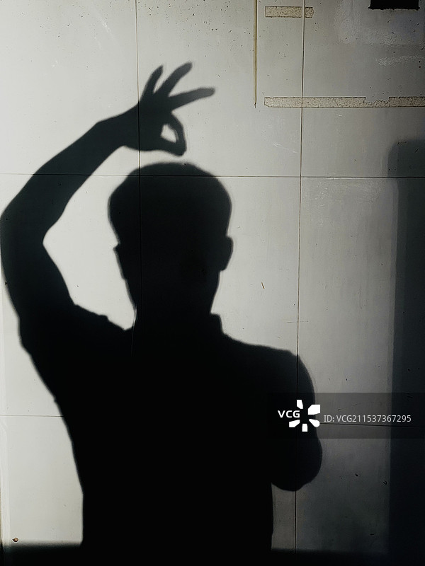 一个人的背影图片素材