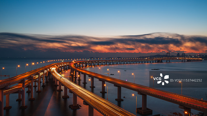 大连星海湾跨海大桥夜景图片素材