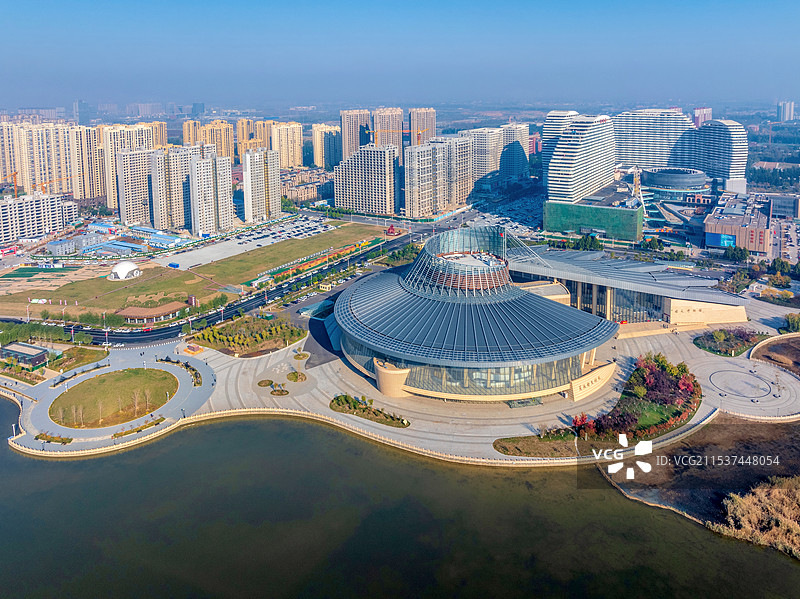 中国河北保定东湖关汉卿大剧院航拍风光图片素材
