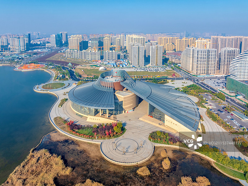 中国河北保定东湖关汉卿大剧院航拍风光图片素材