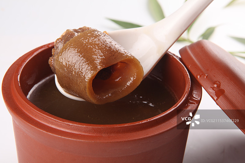 牛鞭炖汤图片素材