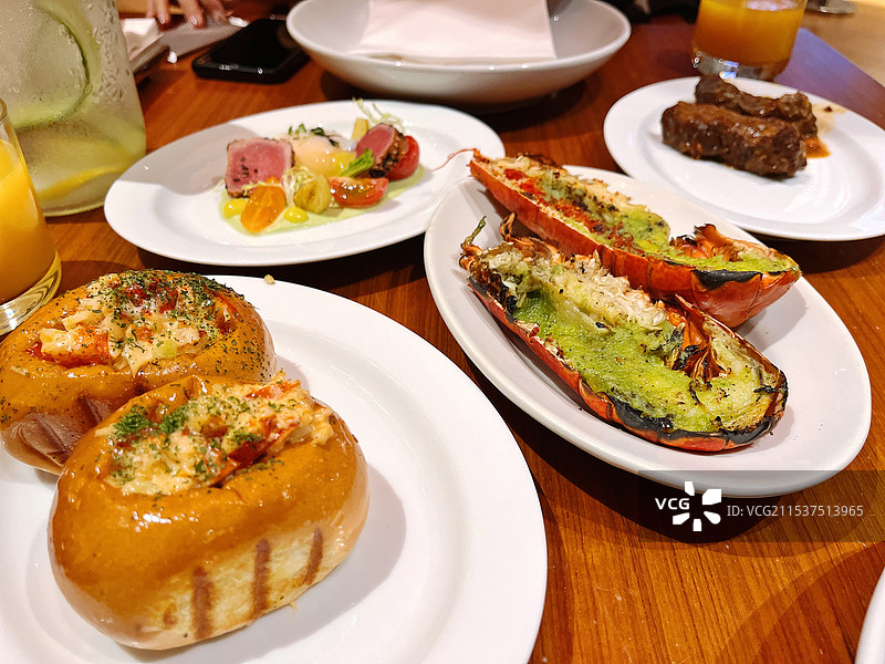 澳门Mezza 9餐厅，龙虾自助餐图片素材