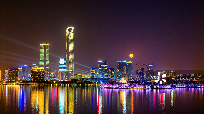 李公堤商业街的夜色图片素材