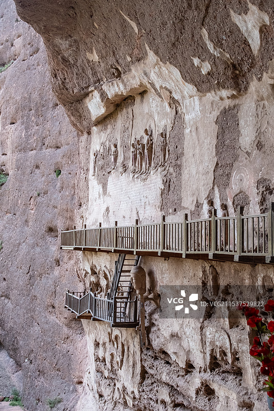 甘肃天水武山水帘洞石窟群千佛洞图片素材