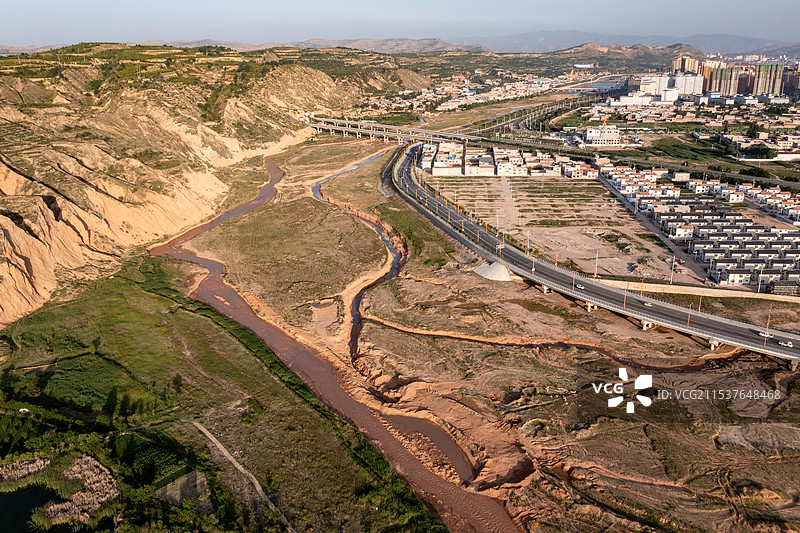 甘肃定西陇西黄土高原渭河图片素材