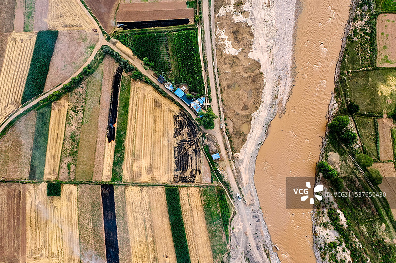 甘肃天水武山县黄土高原渭河图片素材