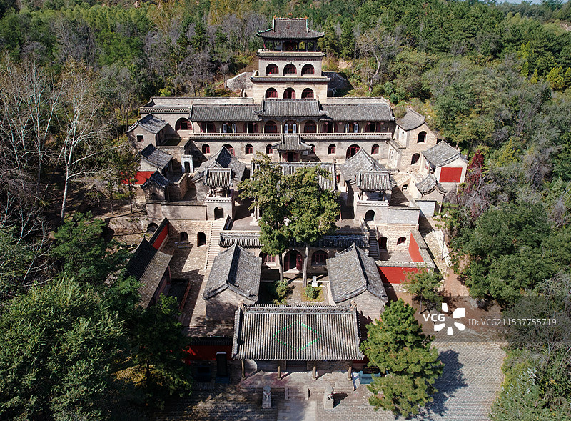 鸟瞰山西晋中寿阳孟家沟龙泉寺图片素材