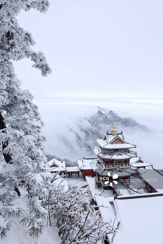 雪落老君山 人间惊鸿宴图片素材