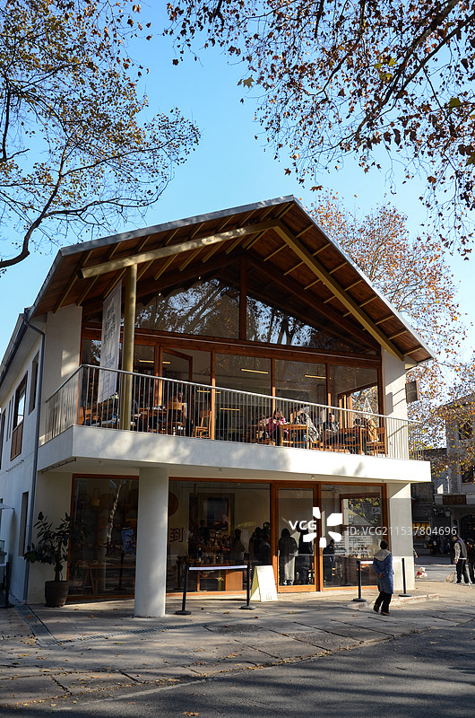 德清莫干山庾村1932文创园的意大利餐厅图片素材