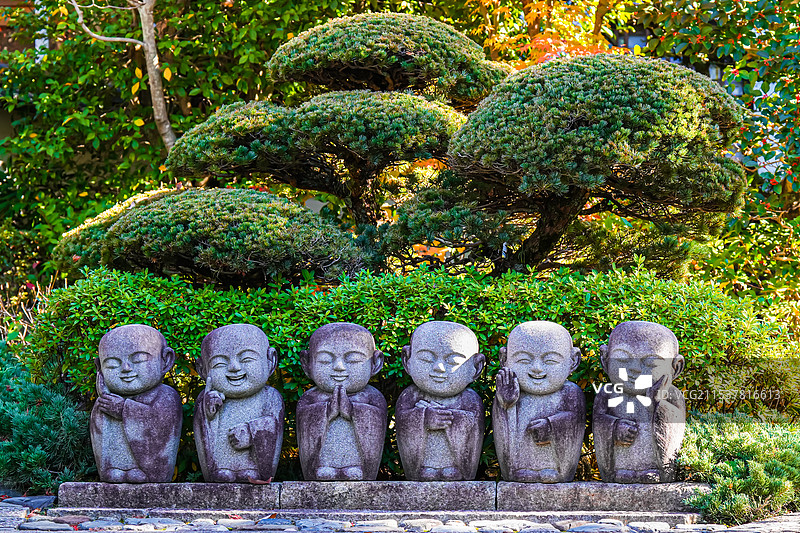 京都 寺庙 沙弥 可爱雕塑图片素材