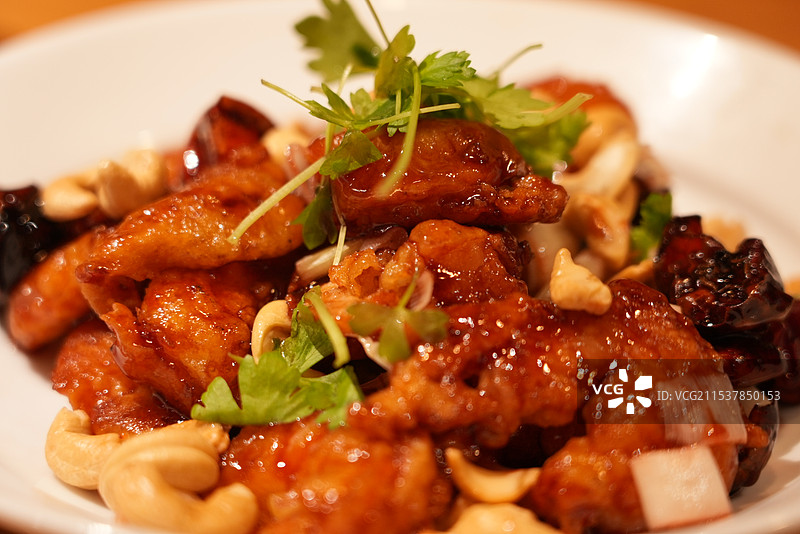 老北京特色美食宫保虾球图片素材