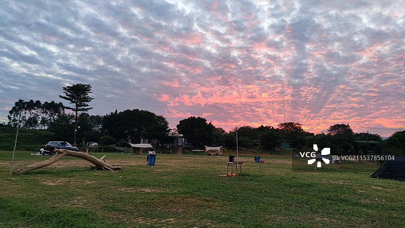 营地夕阳图片素材