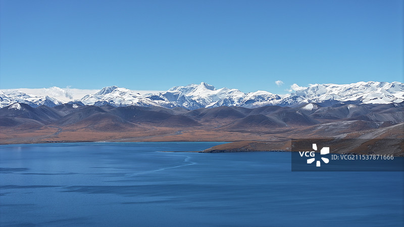 西藏雪山湖泊图片素材