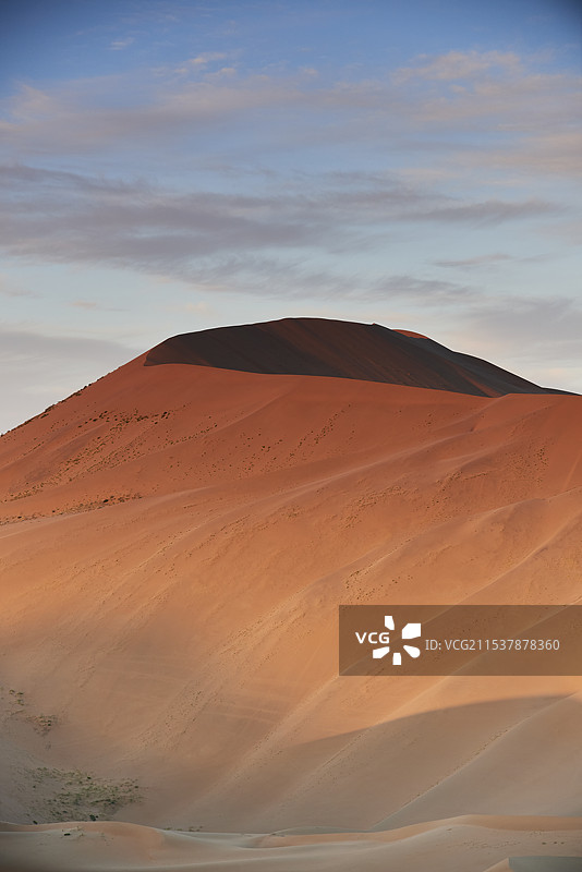 巴丹吉林沙漠图片素材