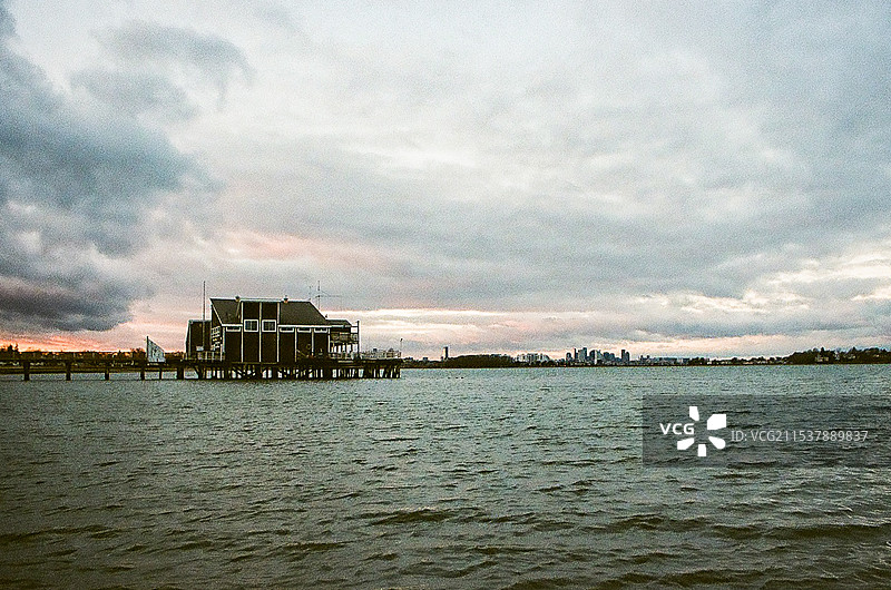 美国马萨诸塞州昆西冬季海滩风景图片素材